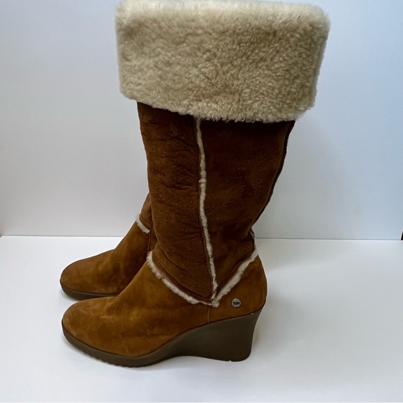 UGG Women's Sandra S/N 5449 Tan Leather Shearling Tall Wedge Boots Size 8 - Picture 7 of 16